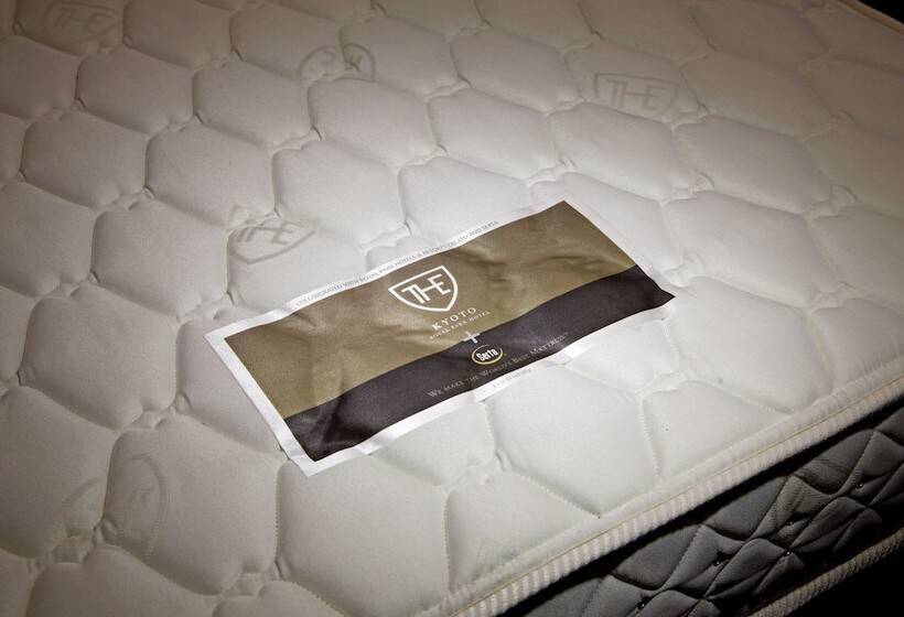 Номер Deluxe, The Royal Park Hotel Kyoto Sanjo