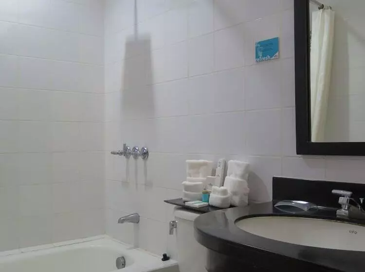 スイート, Microtel By Wyndham Davao
