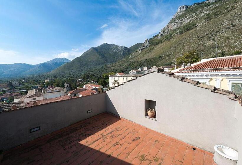 标准间带露台, Dimora Del Prete Di Belmonte