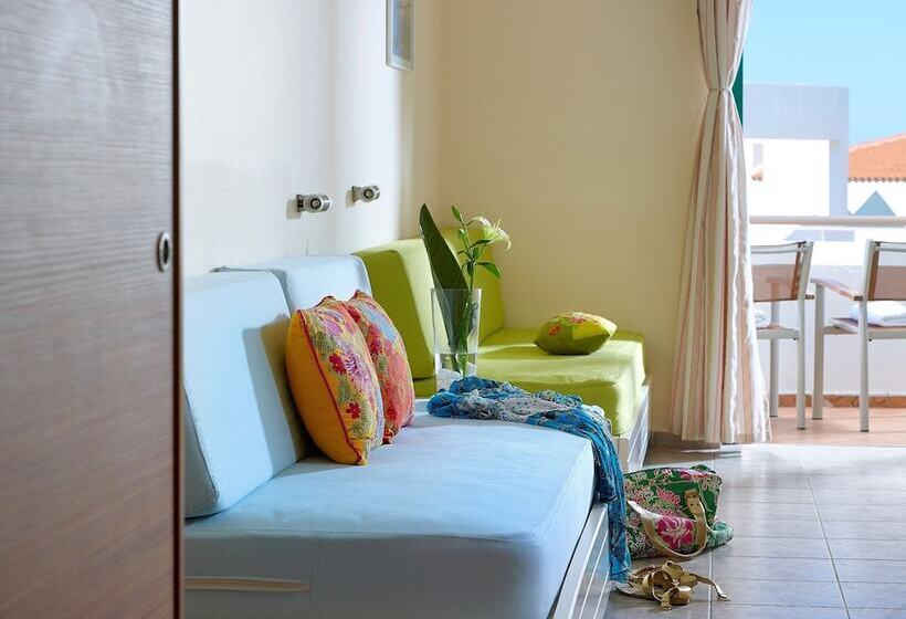 Апартаменты 1 Спальня Вид на Море, Bella Vista Hotel By Checkin