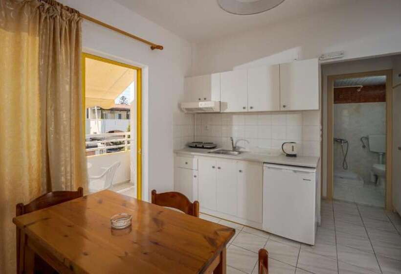 标准工作室, Cosmi Apts Gouves By Estia