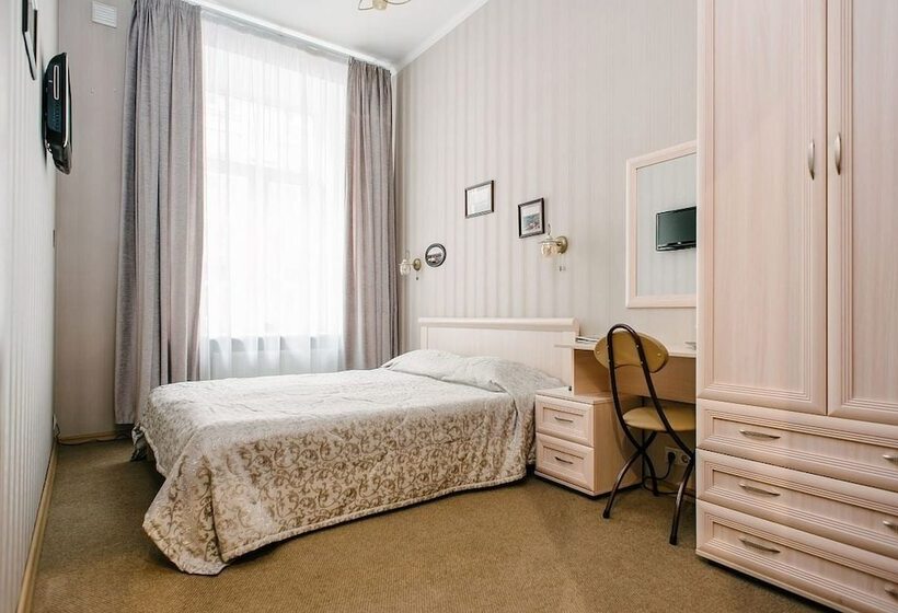 Quarto Estandar, Anabel At Nevsky 88