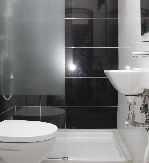 غرفة قياسية, Areosa