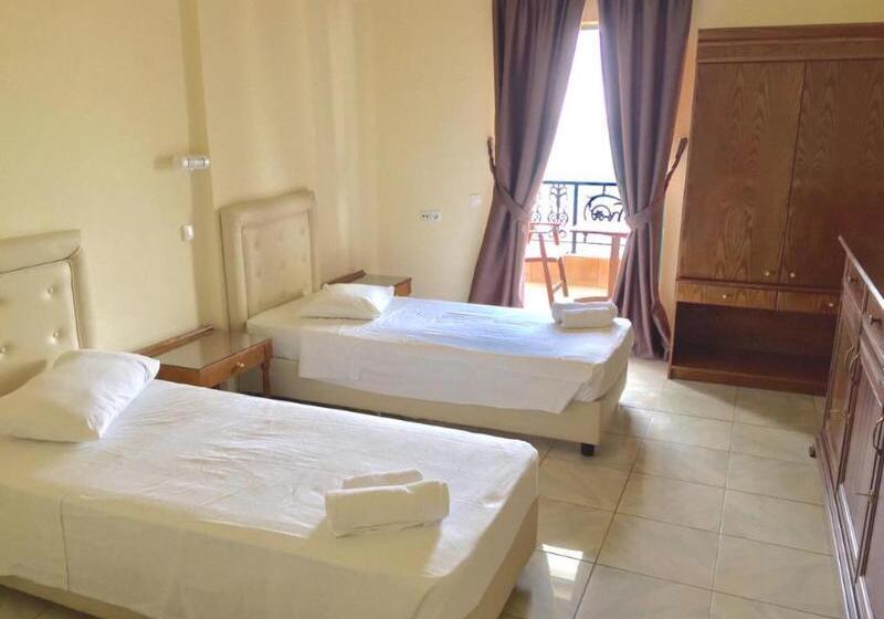 ファミリールーム, Diogenis Blue Palace