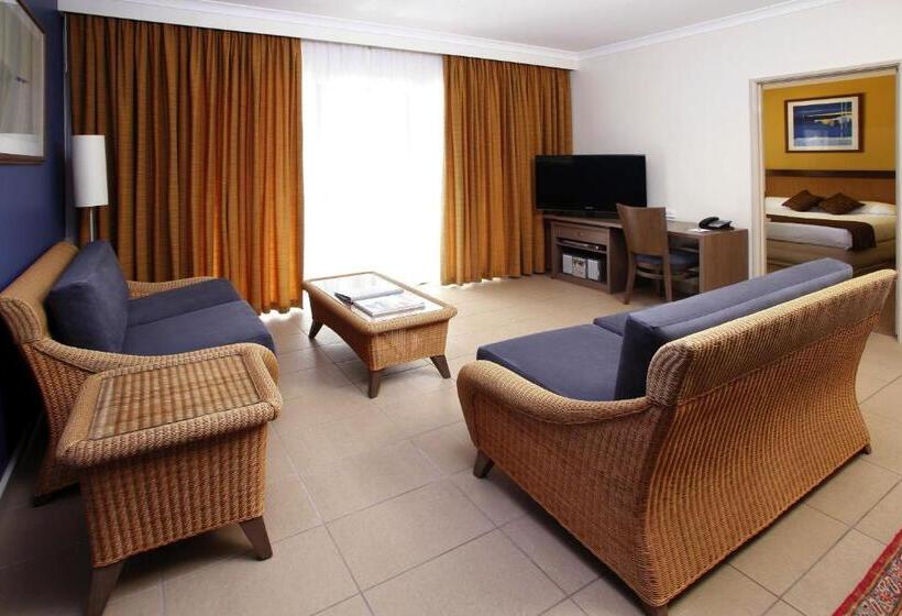 Апартаменты 1 Спальня, Mantra Geraldton