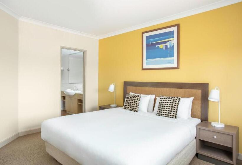 آپارتمان 3 خوابه, Mantra Geraldton