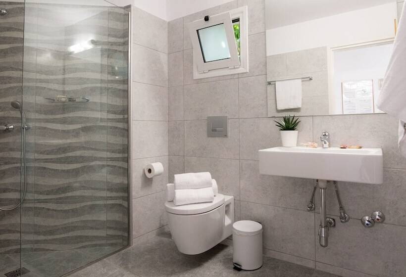 Студия Стандарт, Melissa Apartments, Studios & Suites