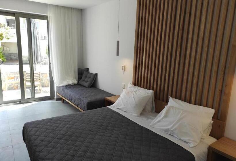 Полулюкс, Melissa Apartments, Studios & Suites