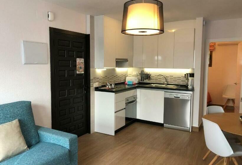 جناح غرفتين نوم, Pueblo Evita