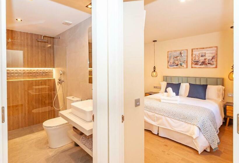 جناح بريميوم, Pueblo Evita