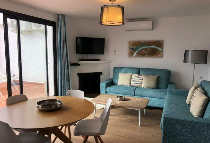 جناح غرفتين نوم, Pueblo Evita