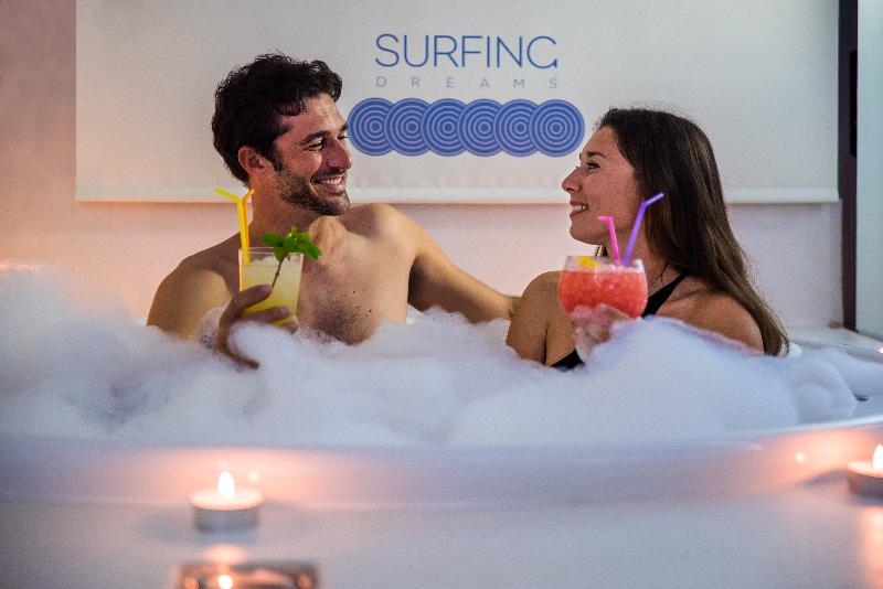 スイート, Surfing Colors Apartamentos