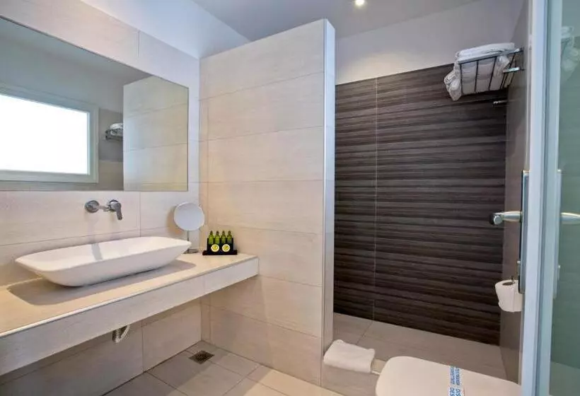 プールの見えるデラックスルーム, Annamaria Mykonos