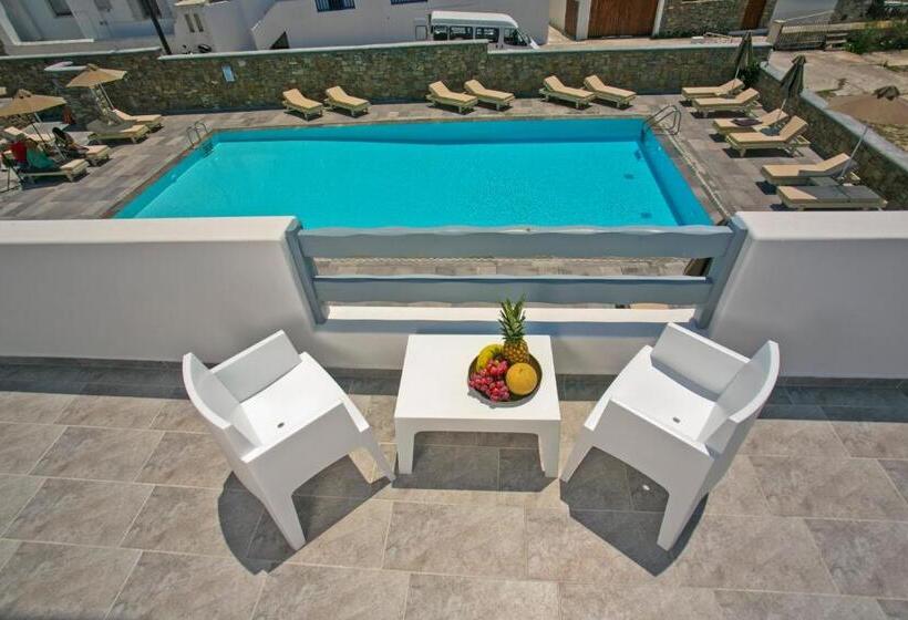 חדר דלוקס נוף בריכה, Annamaria Mykonos