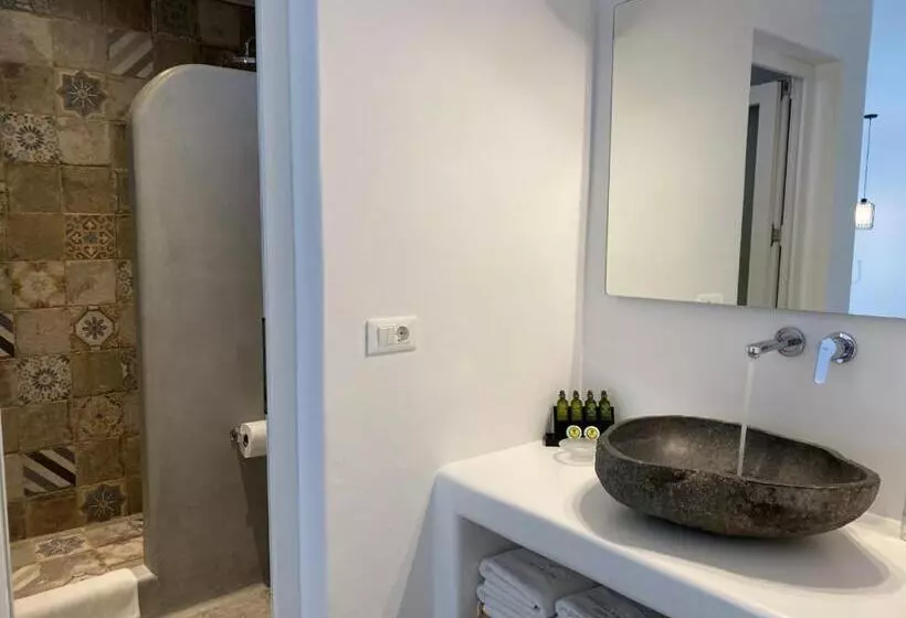 デラックスの４人部屋, Annamaria Mykonos
