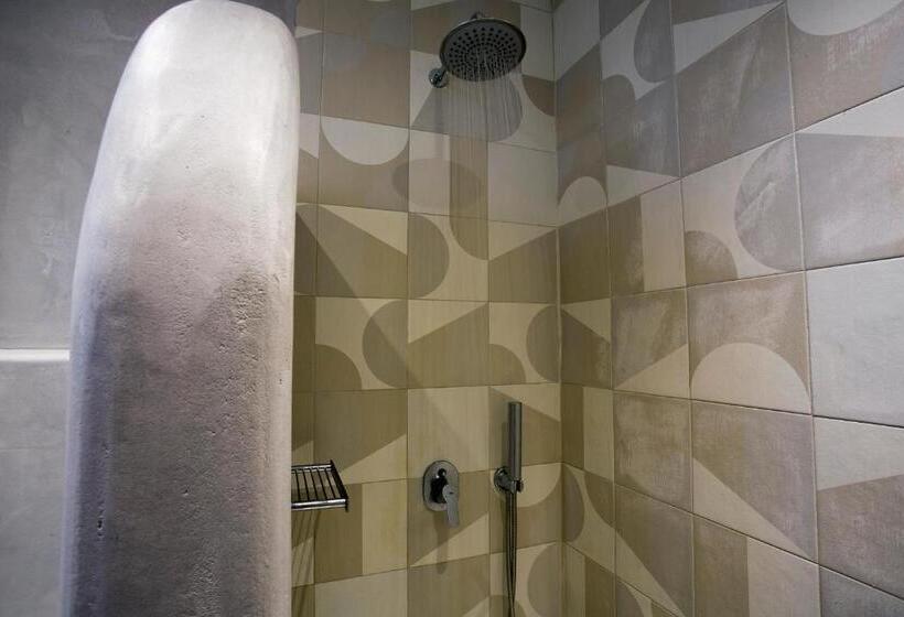 חדר דלוקס לארבעה, Annamaria Mykonos