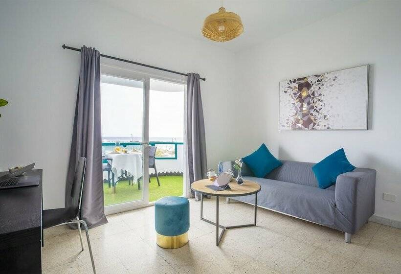 带1个卧室的带海景的公寓, Apartamentos Islamar Arrecife