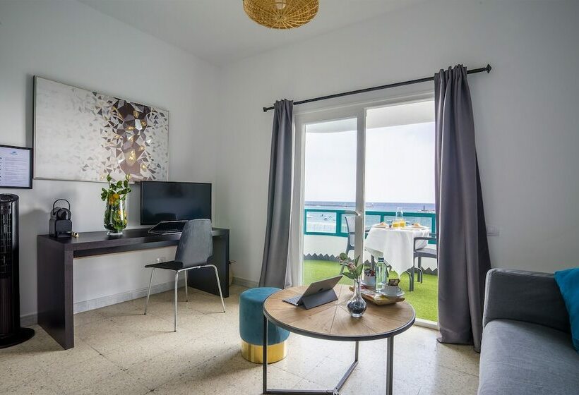 带1个卧室的带海景的公寓, Apartamentos Islamar Arrecife