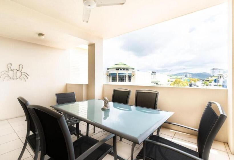 Апартаменты 2 Спальни, Cairns City Apartments
