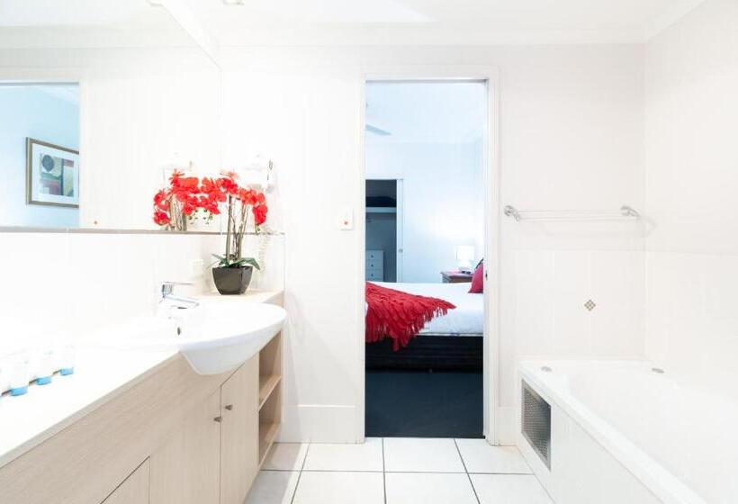 Apartamento 2 Dormitórios, Cairns City Apartments