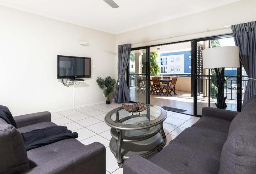Апартаменты 2 Спальни, Cairns City Apartments