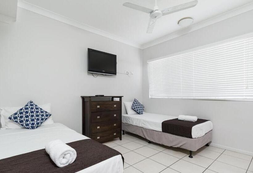 Апартаменты 3 Спальни, Cairns City Apartments