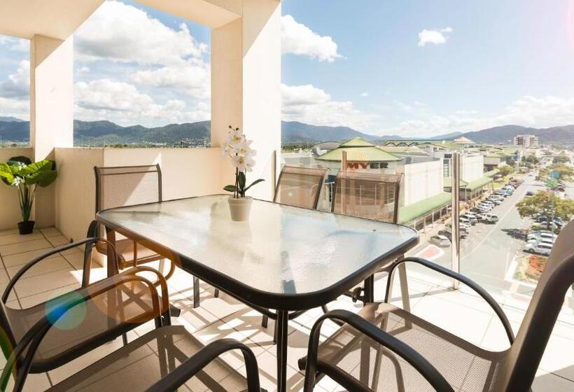Apartamento 3 Dormitórios, Cairns City Apartments