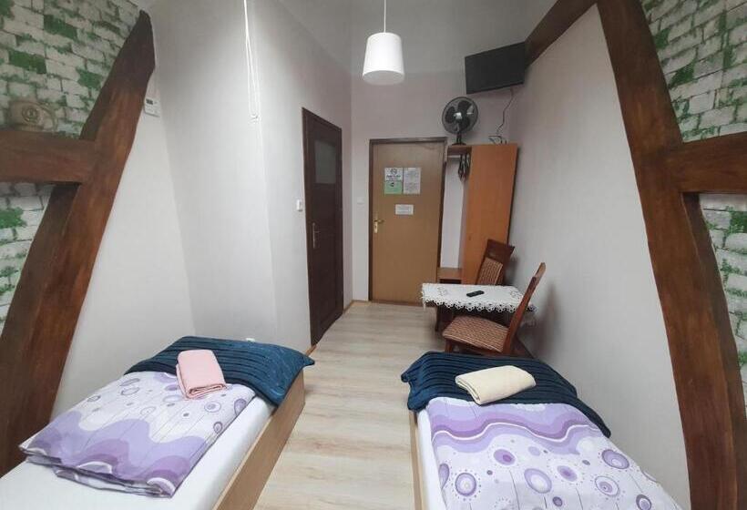 اتاق استاندارد, Green Hostel