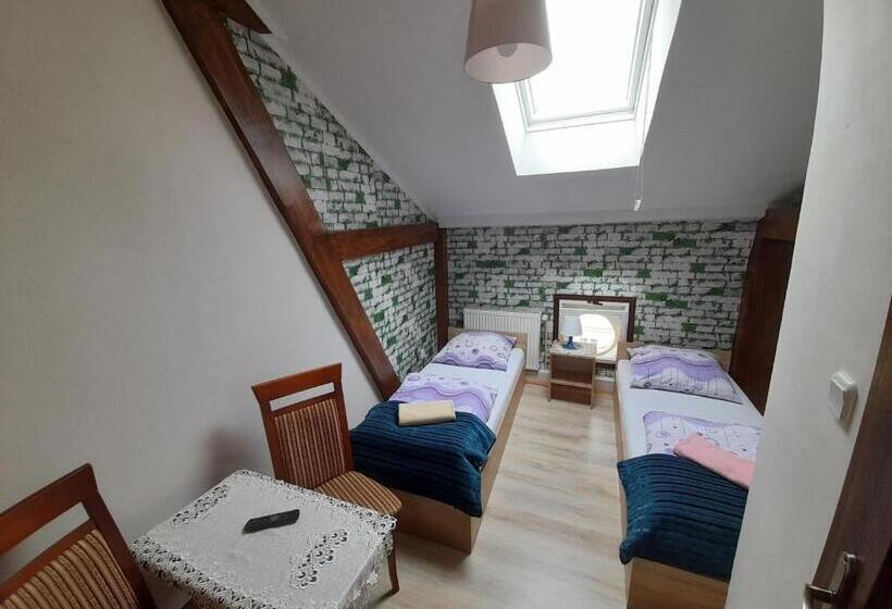 اتاق استاندارد, Green Hostel