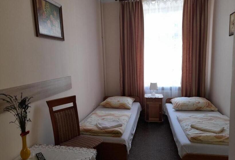 اتاق استاندارد, Green Hostel