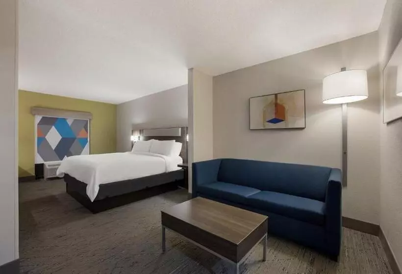 キングサイズベッドのスイートルーム, Holiday Inn Express Hotel & Suites Perry, An Ihg
