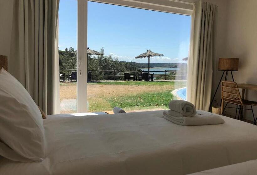 Deluxe room with river view, Herdade Do Freixial Turismo Rural