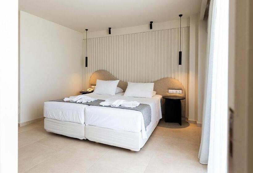 جناح إدارى مطل على البحر, Alia Beach Hotel By Estia