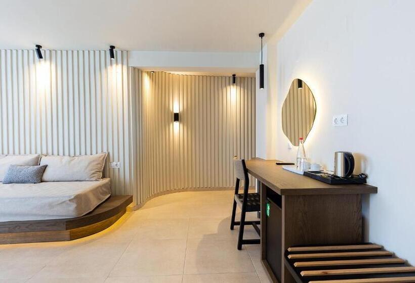 Люкс Executive Вид на Море, Alia Beach Hotel By Estia
