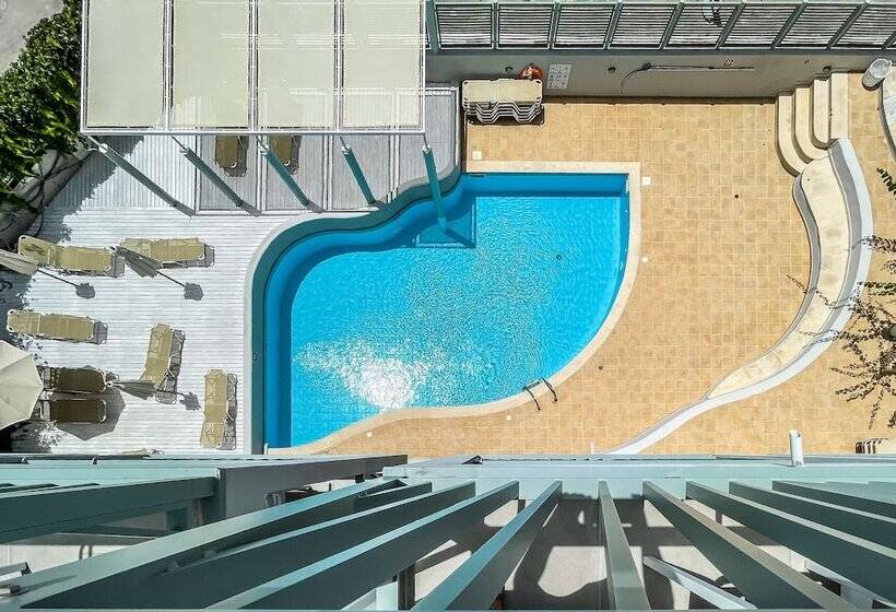 غرفة قياسية مطلّة علي حمام السباحة, Alia Beach Hotel By Estia