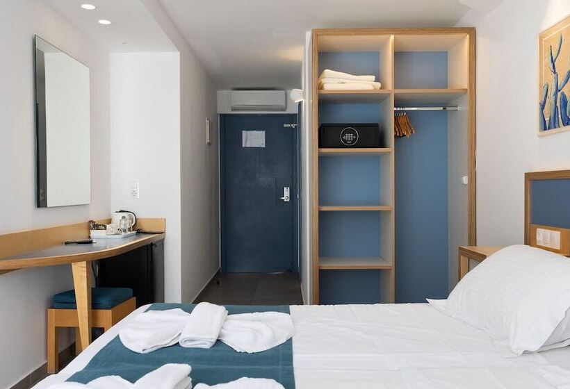 غرفة قياسية إطلالة جانبية علي البحر, Alia Beach Hotel By Estia