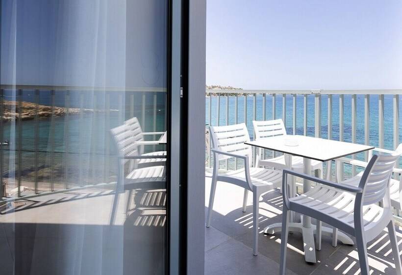 جناح سوبيريور مطل علي البحر, Alia Beach Hotel By Estia