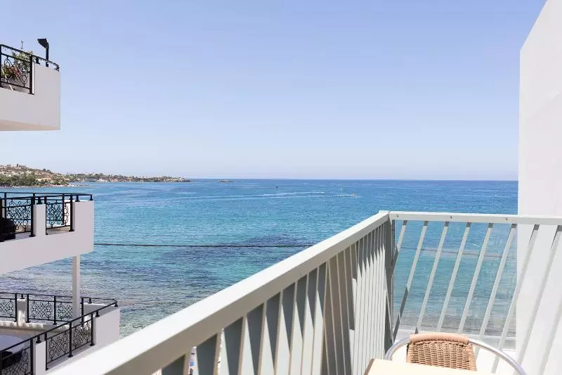 サイドオーシャンビュースタンダードルーム, Alia Beach Hotel By Estia