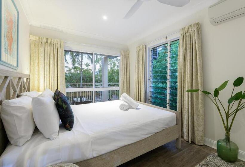 バルコニー付２ベッドルームアパートメント, Garrick House