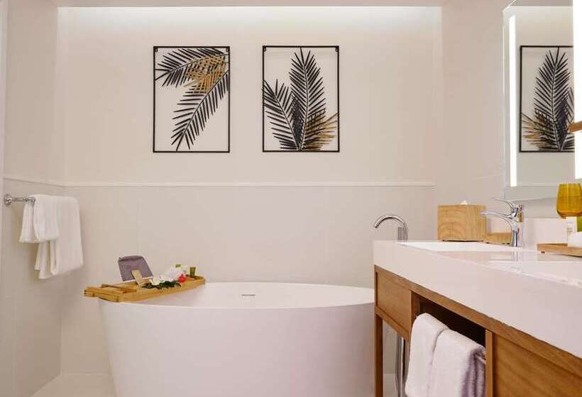 מיטת קינג בסוויטה, Hilton Dallas/rockwall Lakefront