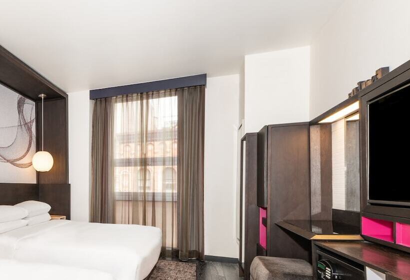 스탠다드 룸 더블 침대 2개, Hyatt Herald Square New York