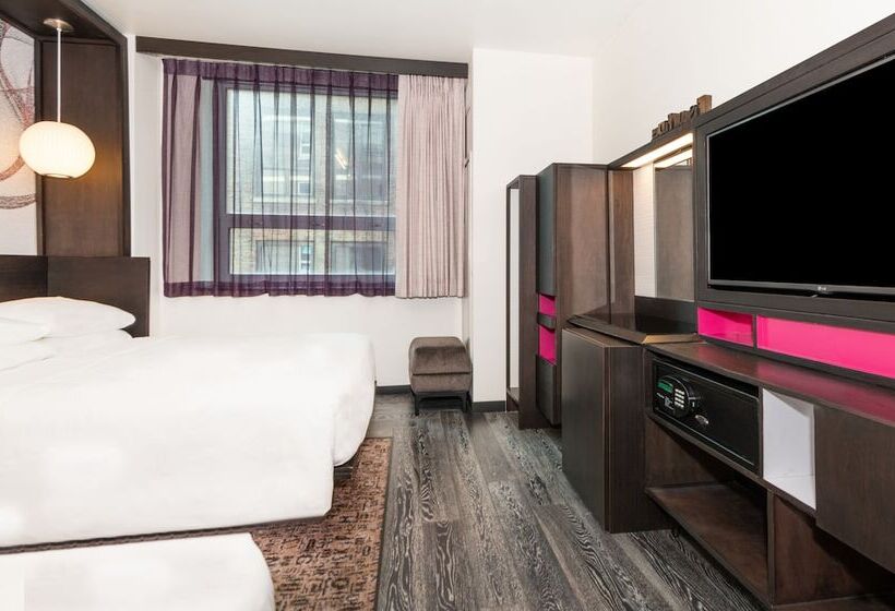 스탠다드 룸 더블 침대 2개, Hyatt Herald Square New York