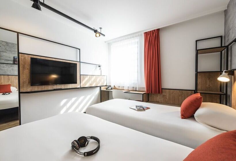 Pokój Standard, Ibis Lyon Sud Oullins