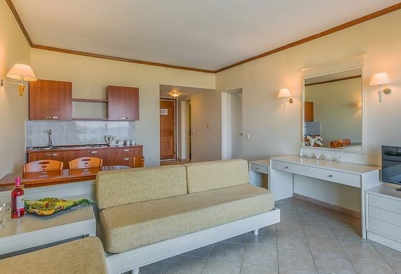 オーシャンビューファミリールーム, Kipriotis Aqualand