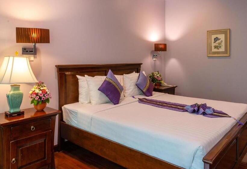 デラックスルーム, Phuwanalee Resort