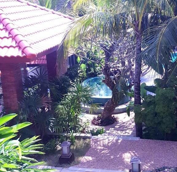 Номер Deluxe Вид на Бассейн, Tropicana Lanta Resort