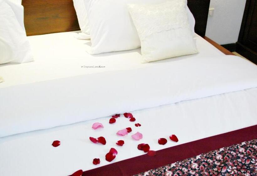 Номер Deluxe Вид на Бассейн, Tropicana Lanta Resort