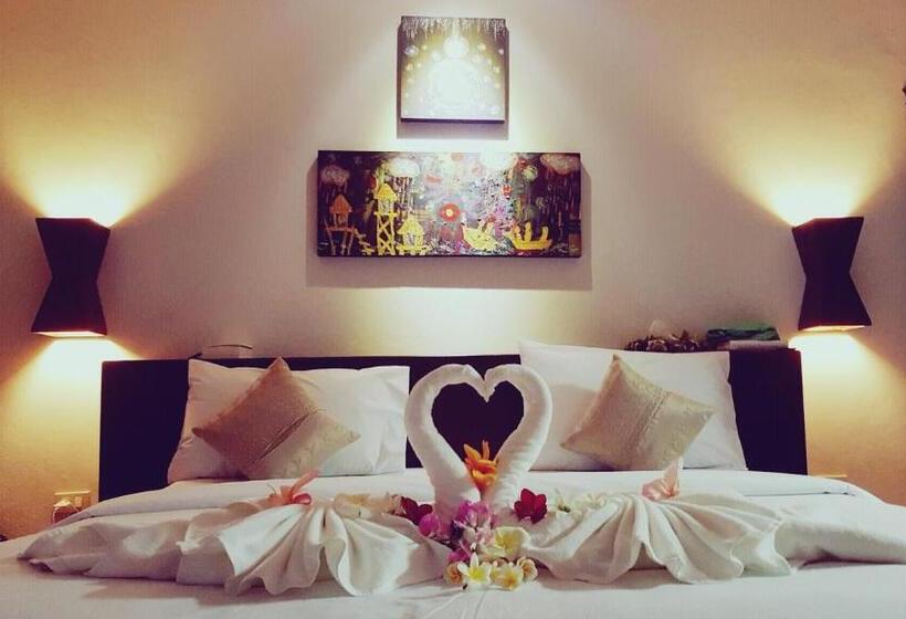 Номер Deluxe Вид на Бассейн, Tropicana Lanta Resort