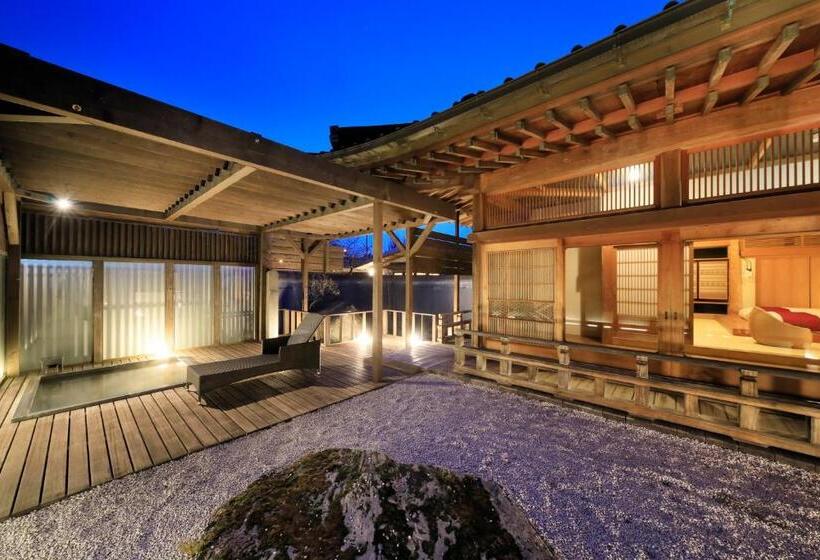 سوئیت ریاست جمهوری 2 خوابه, Fuji Onsenji Yumedono