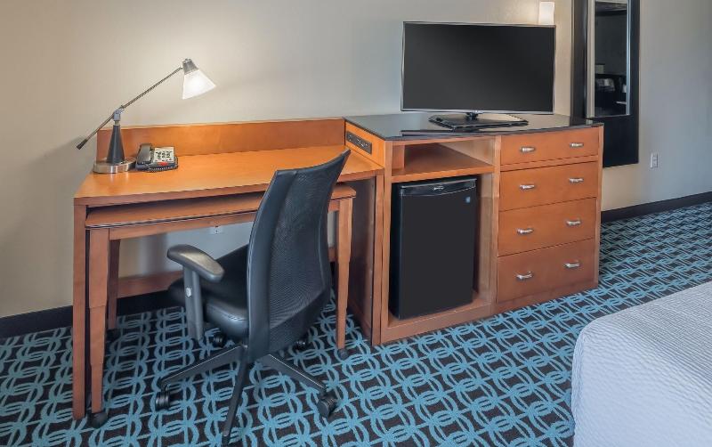 غرفة قياسية لذوى الاحتياجات الخاصة, Holiday Inn Express Cloverdale   Greencastle, An Ihg